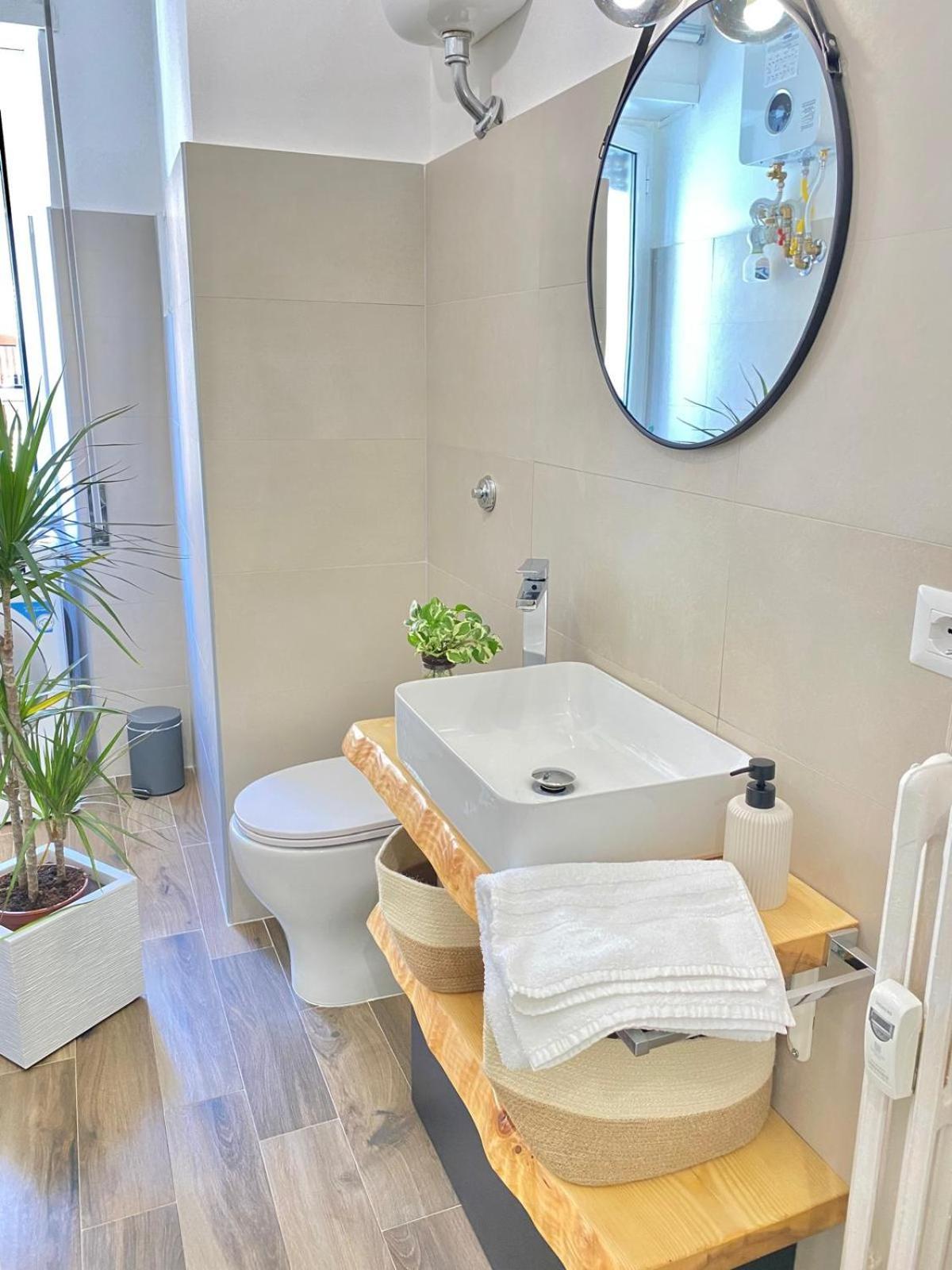Bright Apartment Near San Pietro Rome Exterior photo